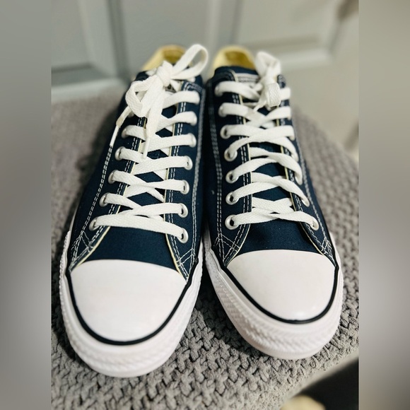 New Navy blue men’s converse size 10 - Picture 2 of 6